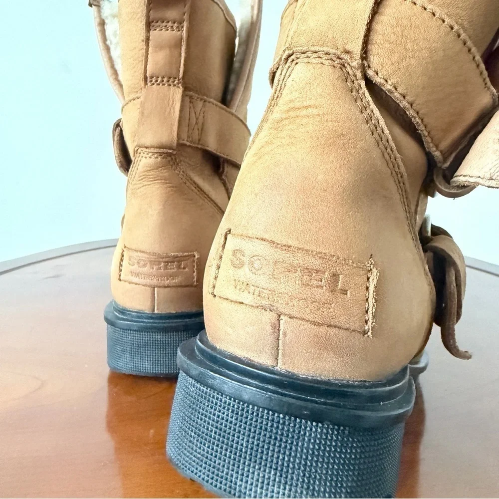 Sorel Women’s Phoenix Moto Cozy Waterproof Leather Winter Boot | US 6.5 - Picture 9 of 10